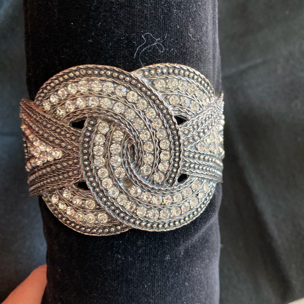 Vintage Elegant Silver Knot Bracelet